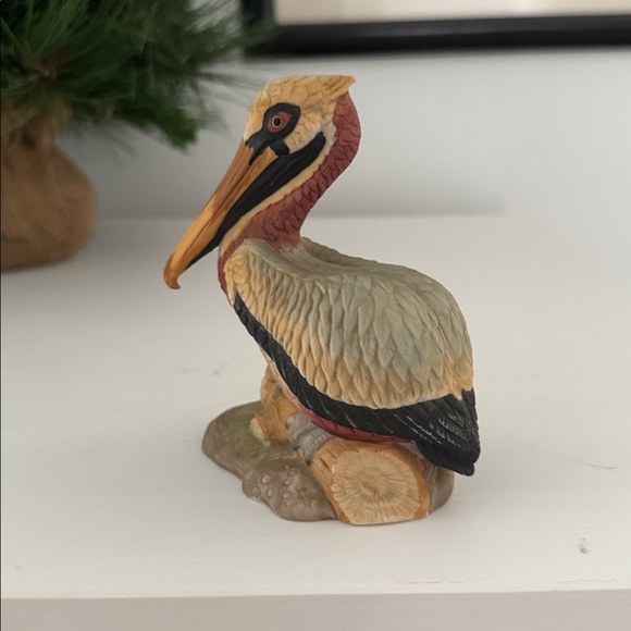 Lefton China Hand Painted Pelican Nest Egg Collection #07222 Pelican Brown 1985 - Picture 5 of 7